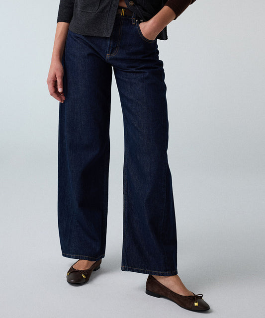 Barrel Jeans with Belt