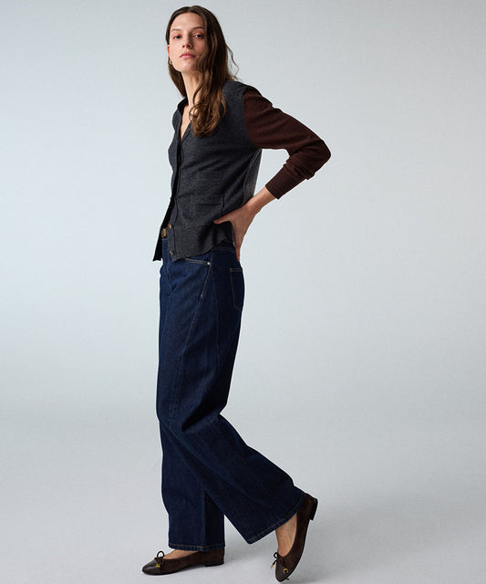 Barrel Jeans with Belt