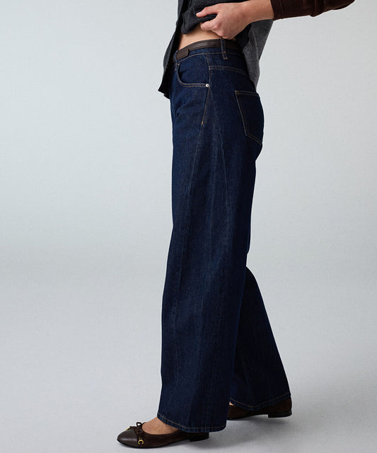 Barrel Jeans with Belt
