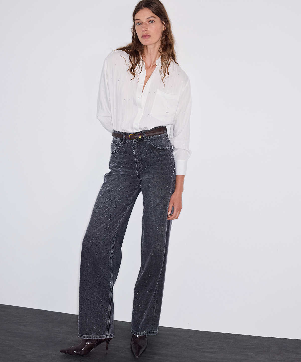 Wide-Leg Jeans with Rhinestones