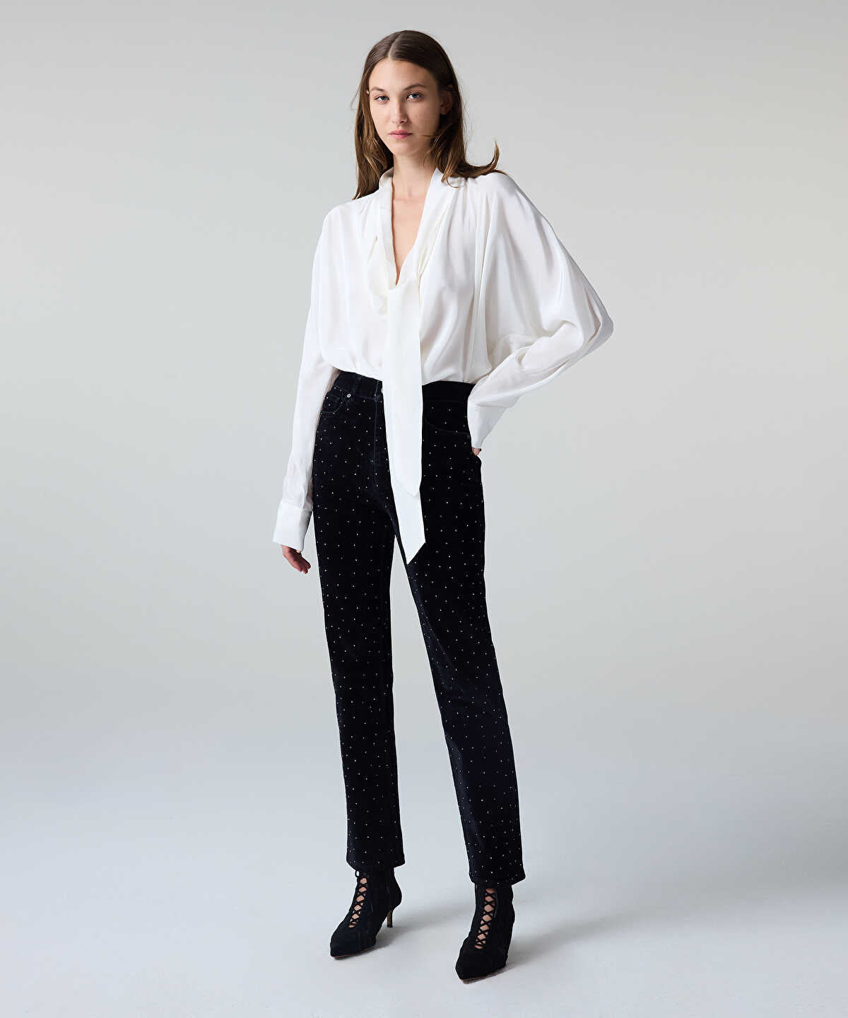 Rhinestone-Embellished Straight-Fit Jeans