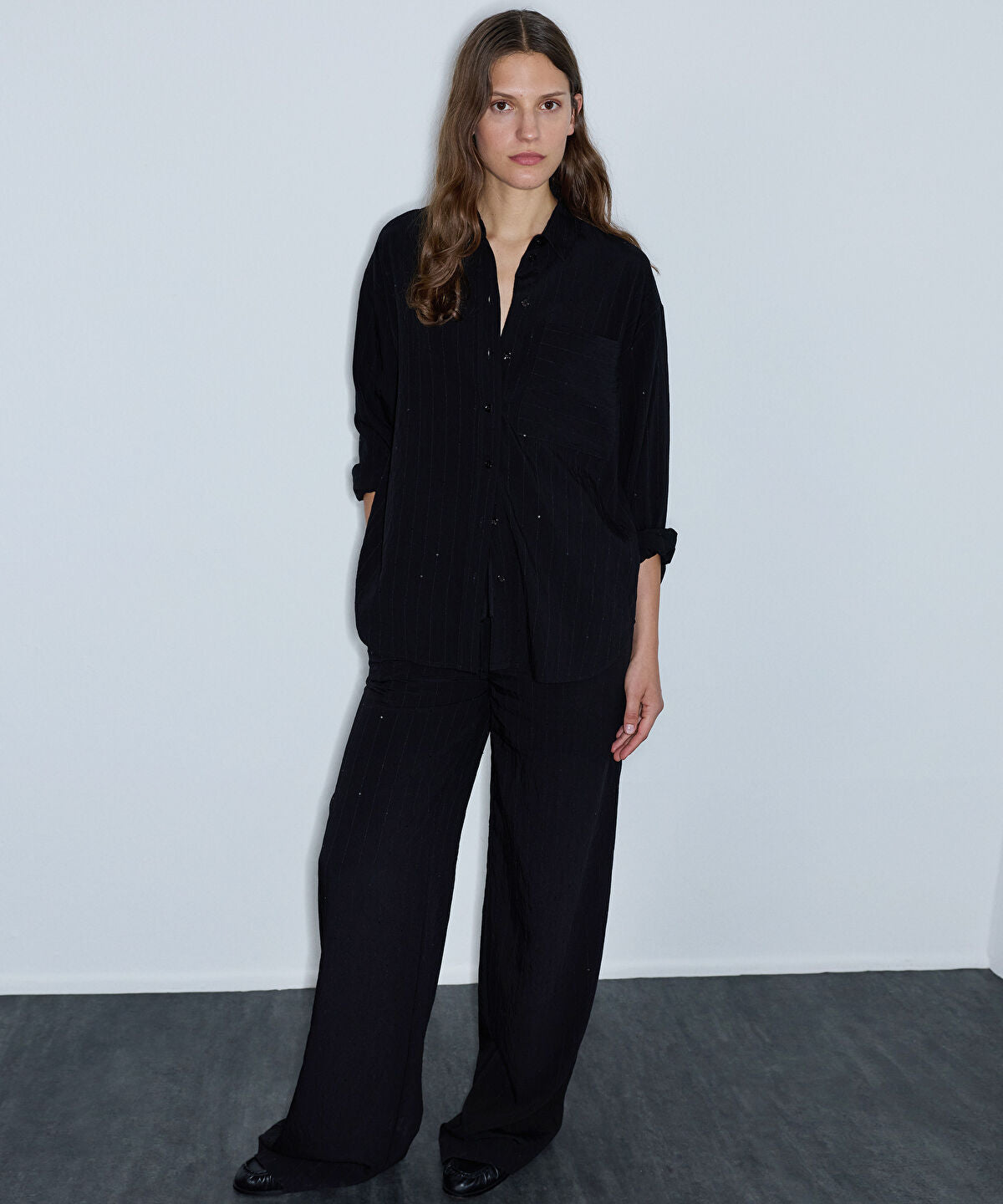Zoomed Crinkle-Effect Shirt with Sequins