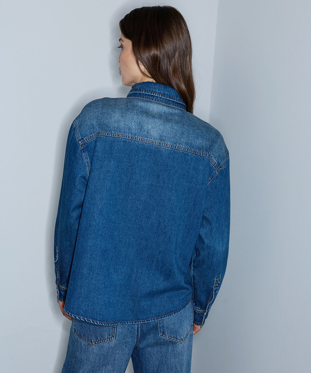 Zoomed Denim Shirt with Detachable Scarf