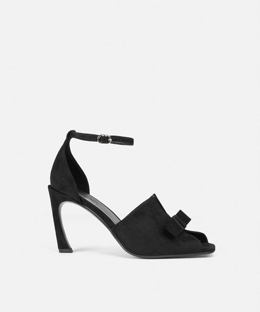 HIGH-HEELS
