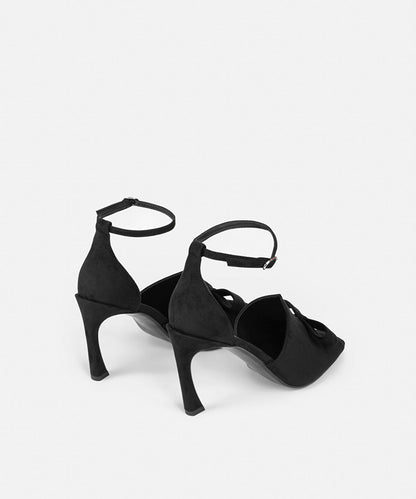 HIGH-HEELS