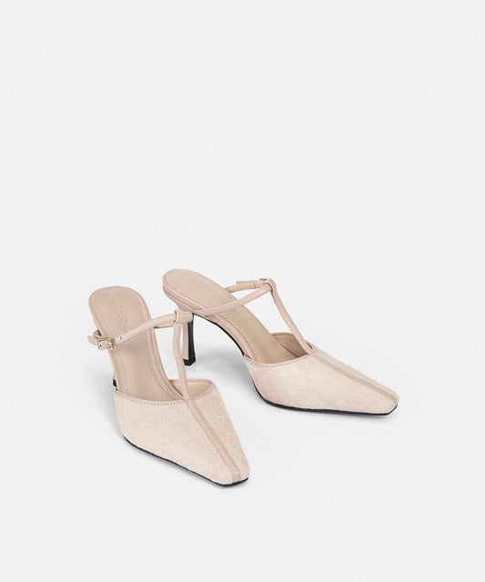 HIGH-HEELS