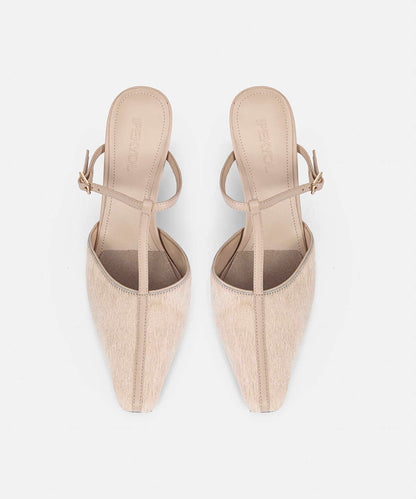 HIGH-HEELS