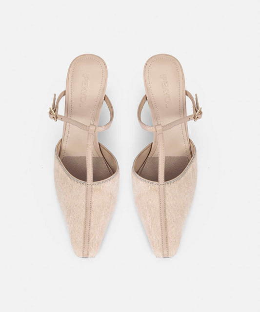 HIGH-HEELS