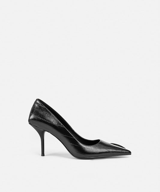 HIGH-HEELS