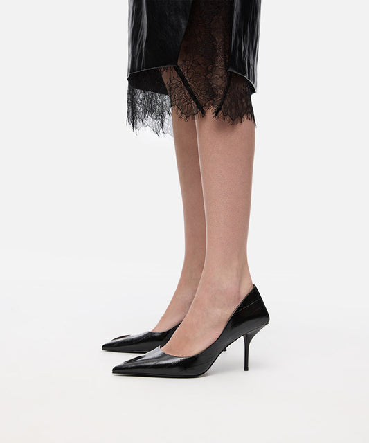 HIGH-HEELS