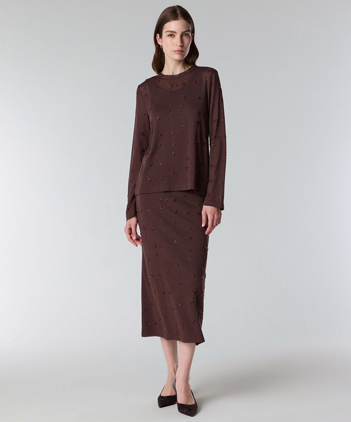 Zoomed Embroidered Fine Knit Sweater