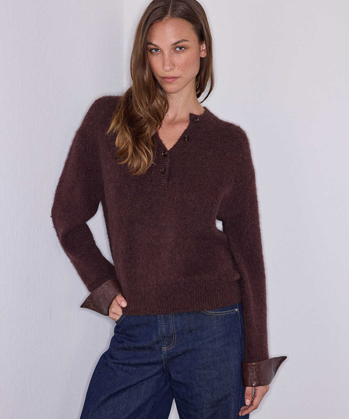 Detachable Croc-Collar Sweater