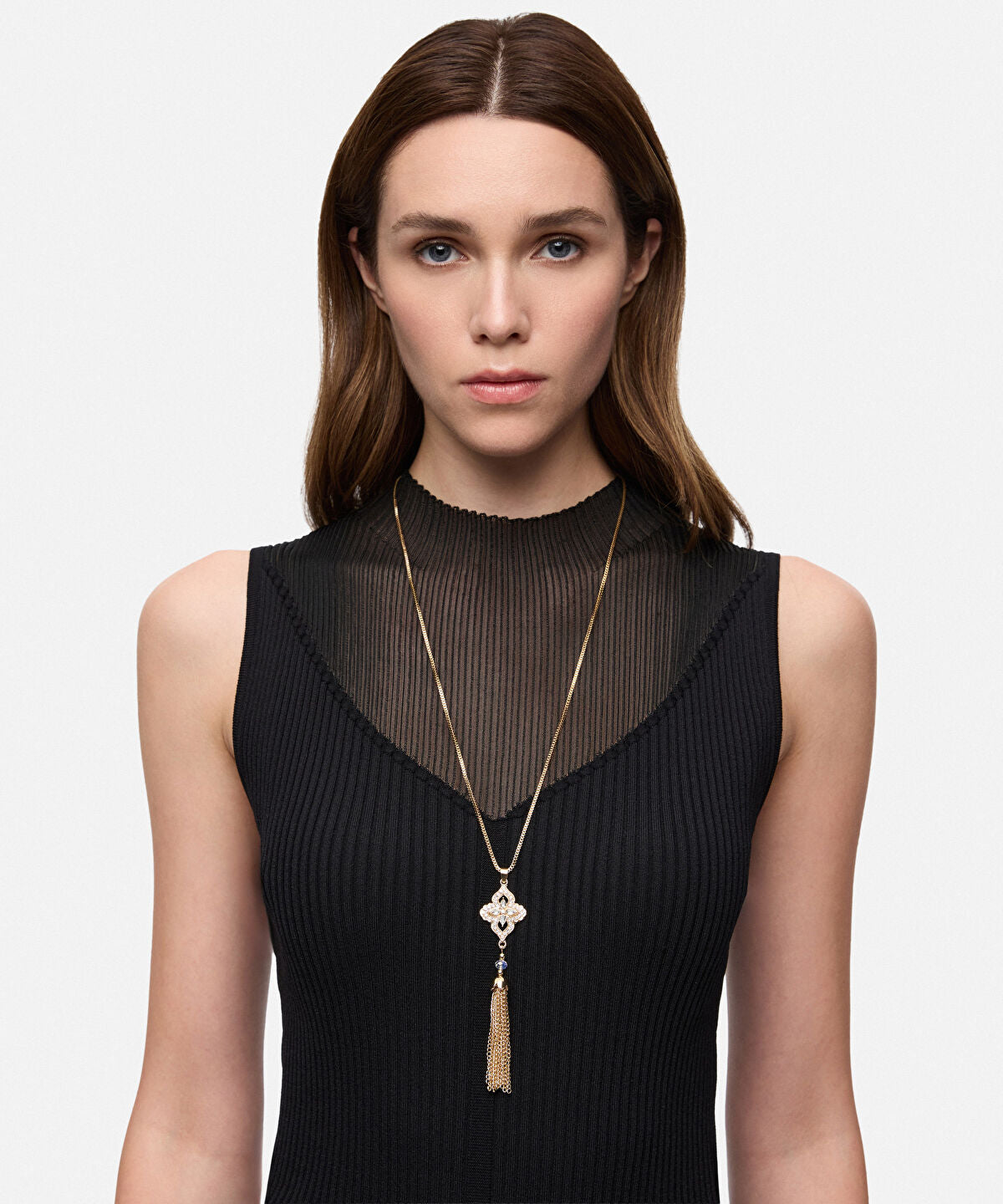 Zoomed Embellished Chain Dangle Necklace