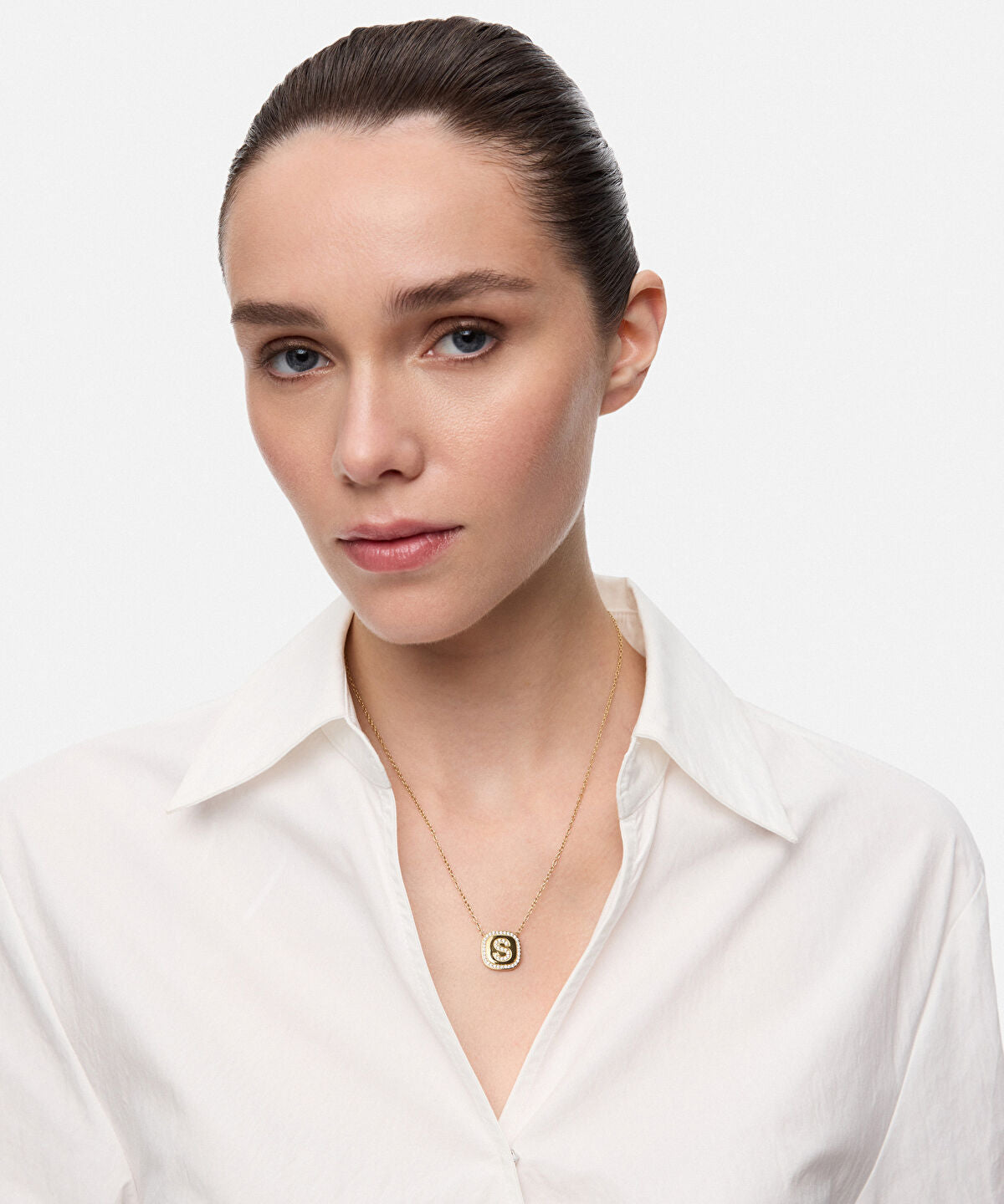 Zoomed Embellished 'S' Pendant Necklace