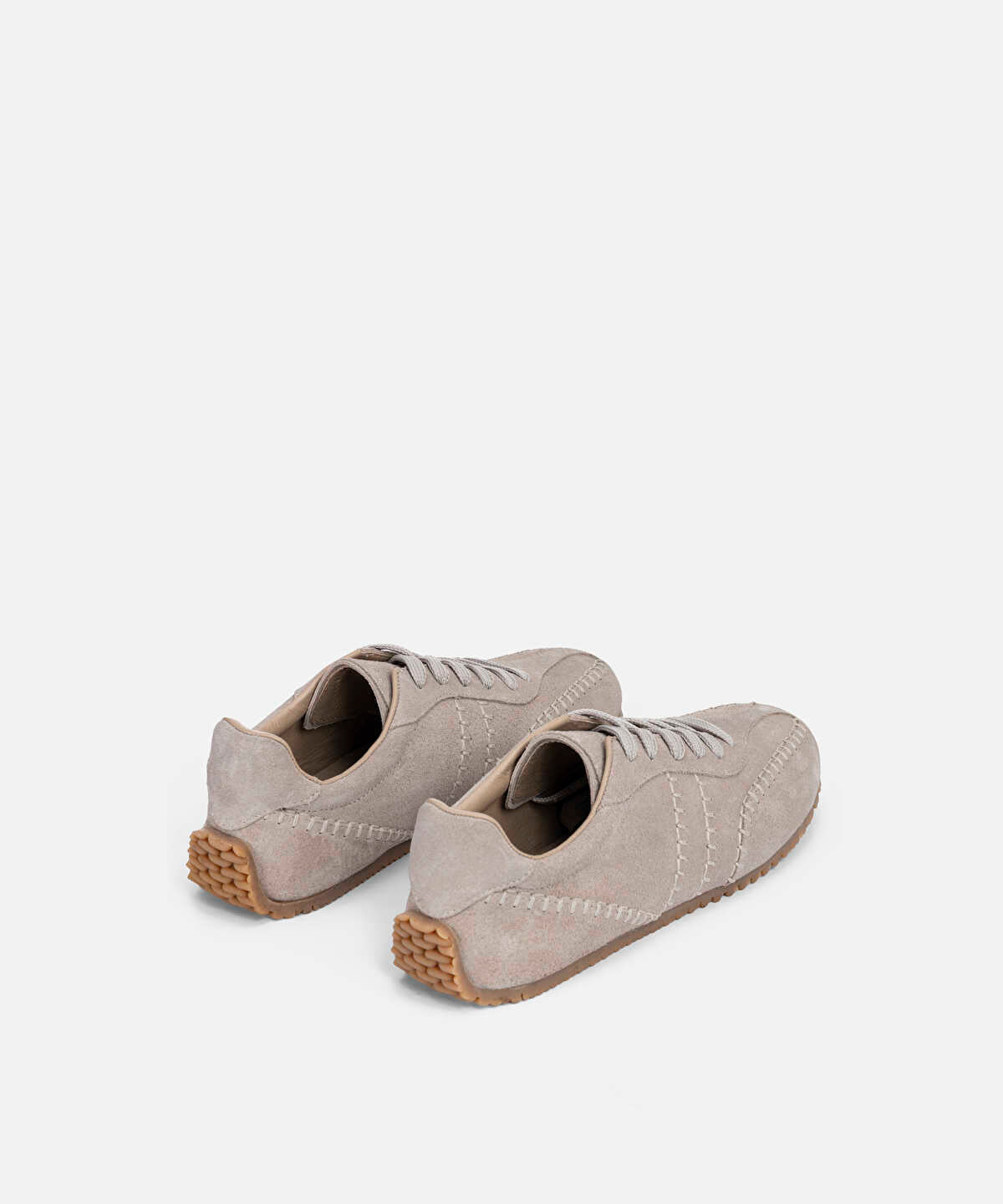 Zoomed SNEAKER