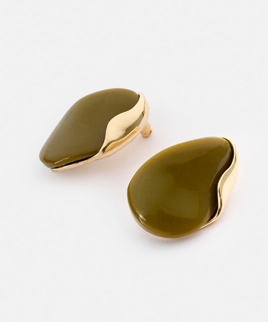 Contrasting-Piece Earrings