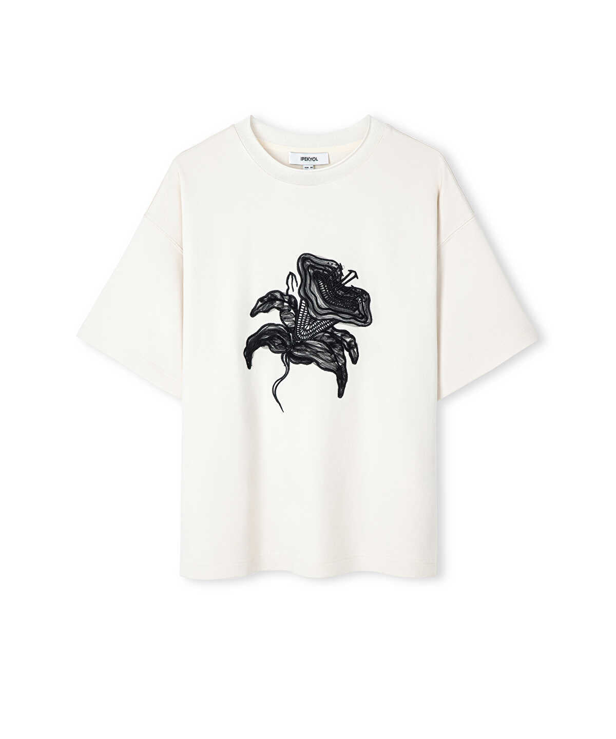 Zoomed T-Shirt with Embroidered Applique