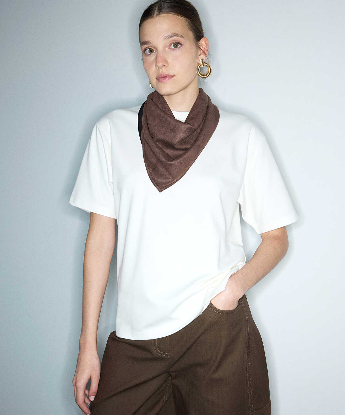 T-Shirt with Detachable Scarf