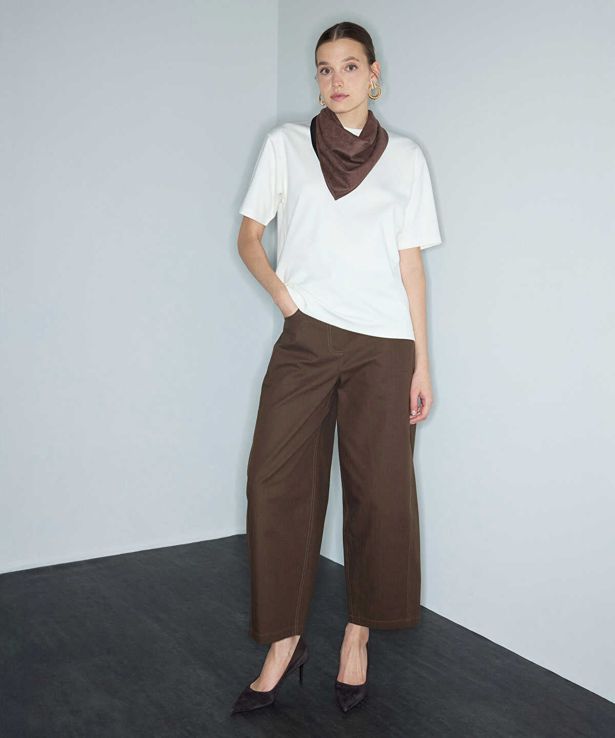 T-Shirt with Detachable Scarf