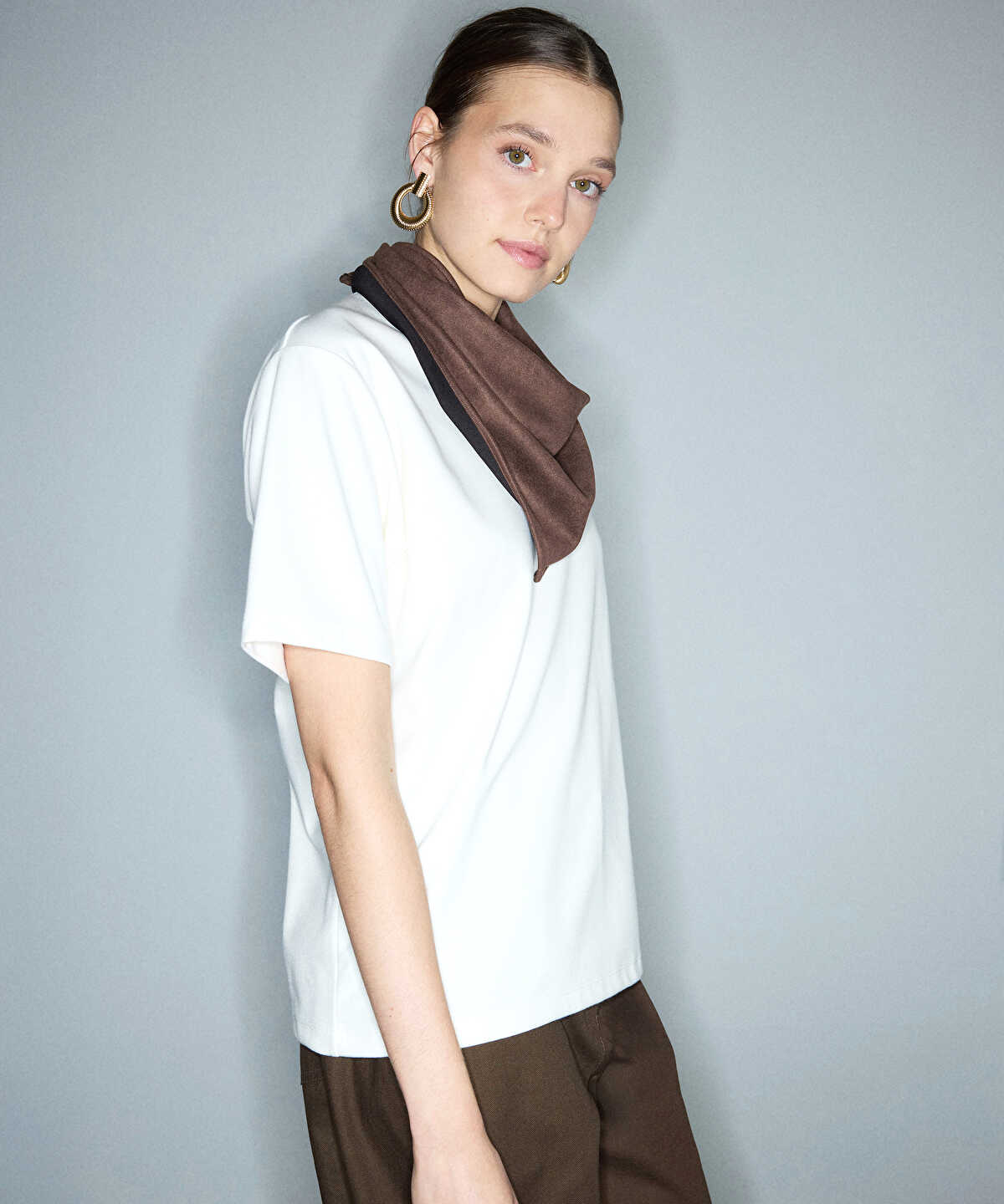 T-Shirt with Detachable Scarf