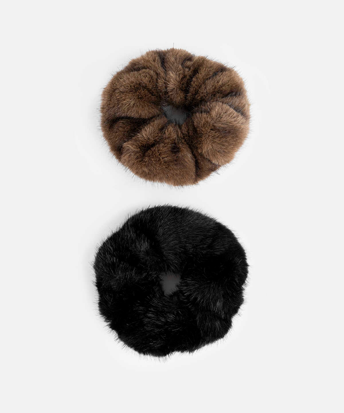 Plush Scrunchie Set