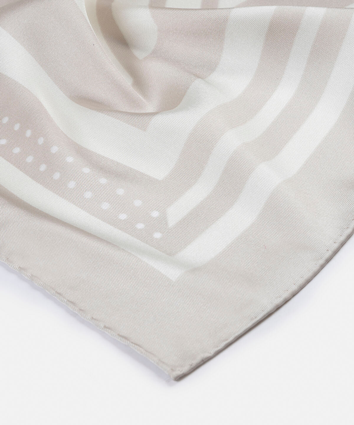 Zoomed Striped Scarf