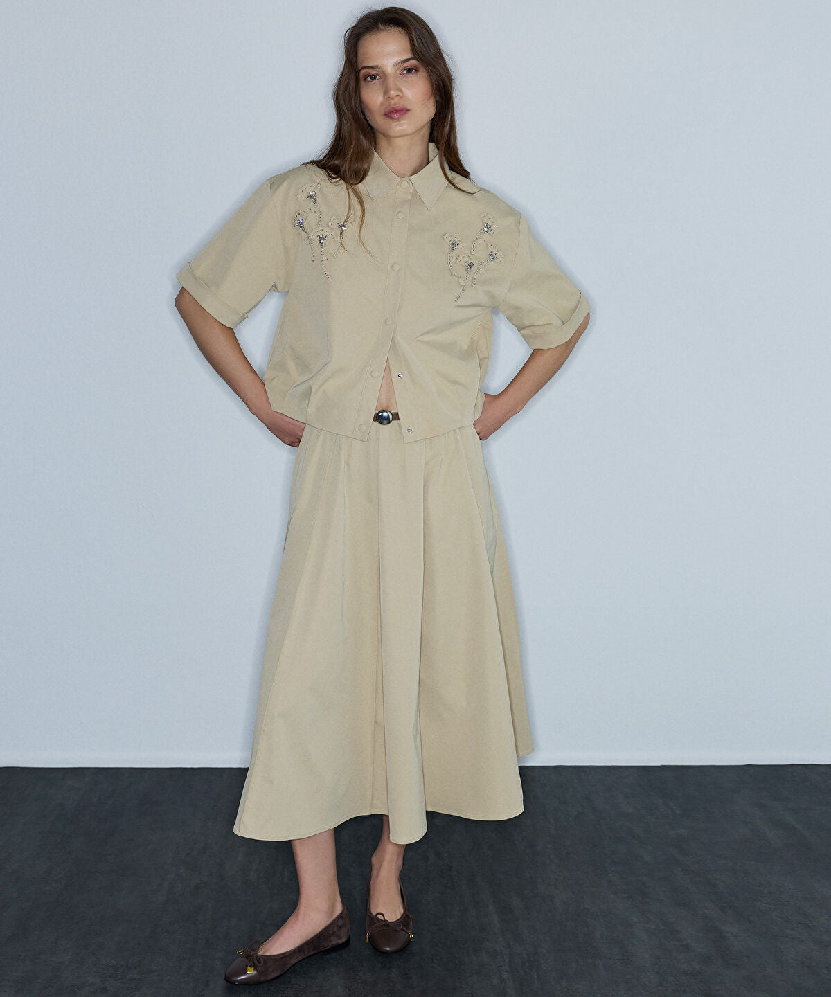Zoomed Floral Applique Overshirt