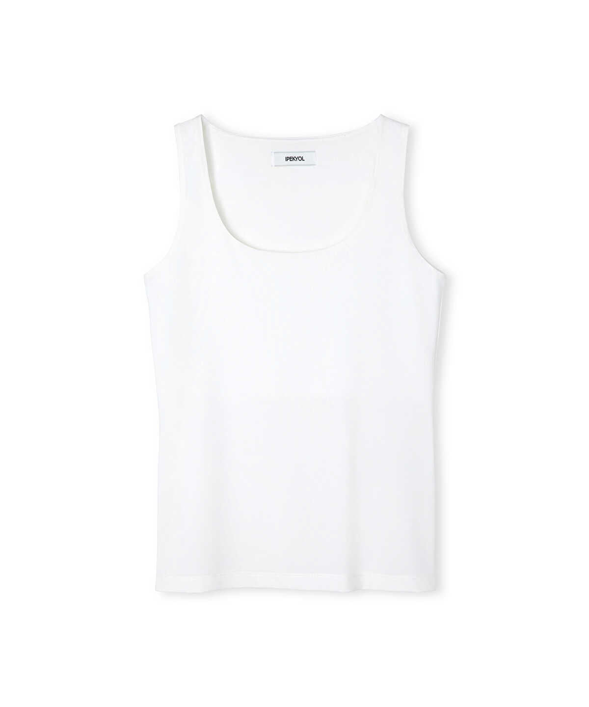Zoomed Basic Tank Top
